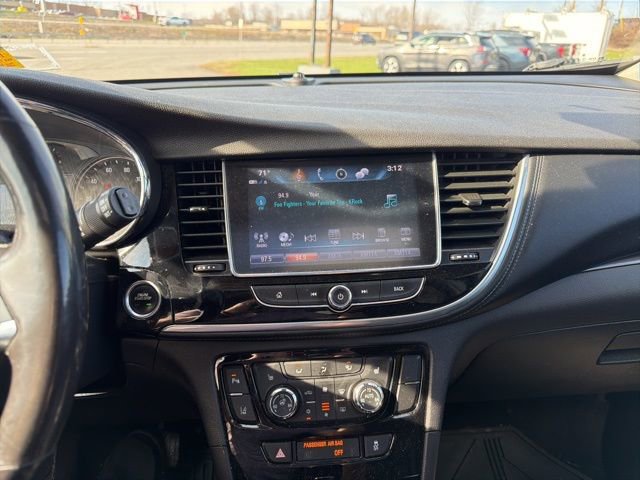 Used 2019 Buick Encore Essence w/ Experience Buick Package AWD/4WD image 21