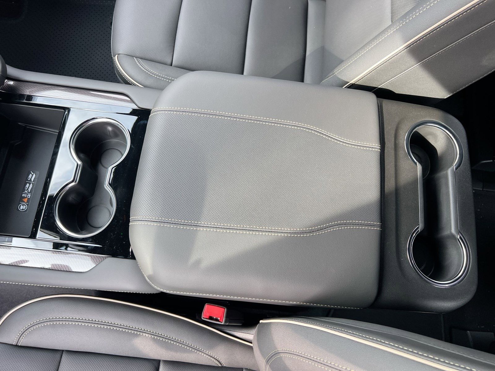 New 2026 GMC Yukon Elevation image 22