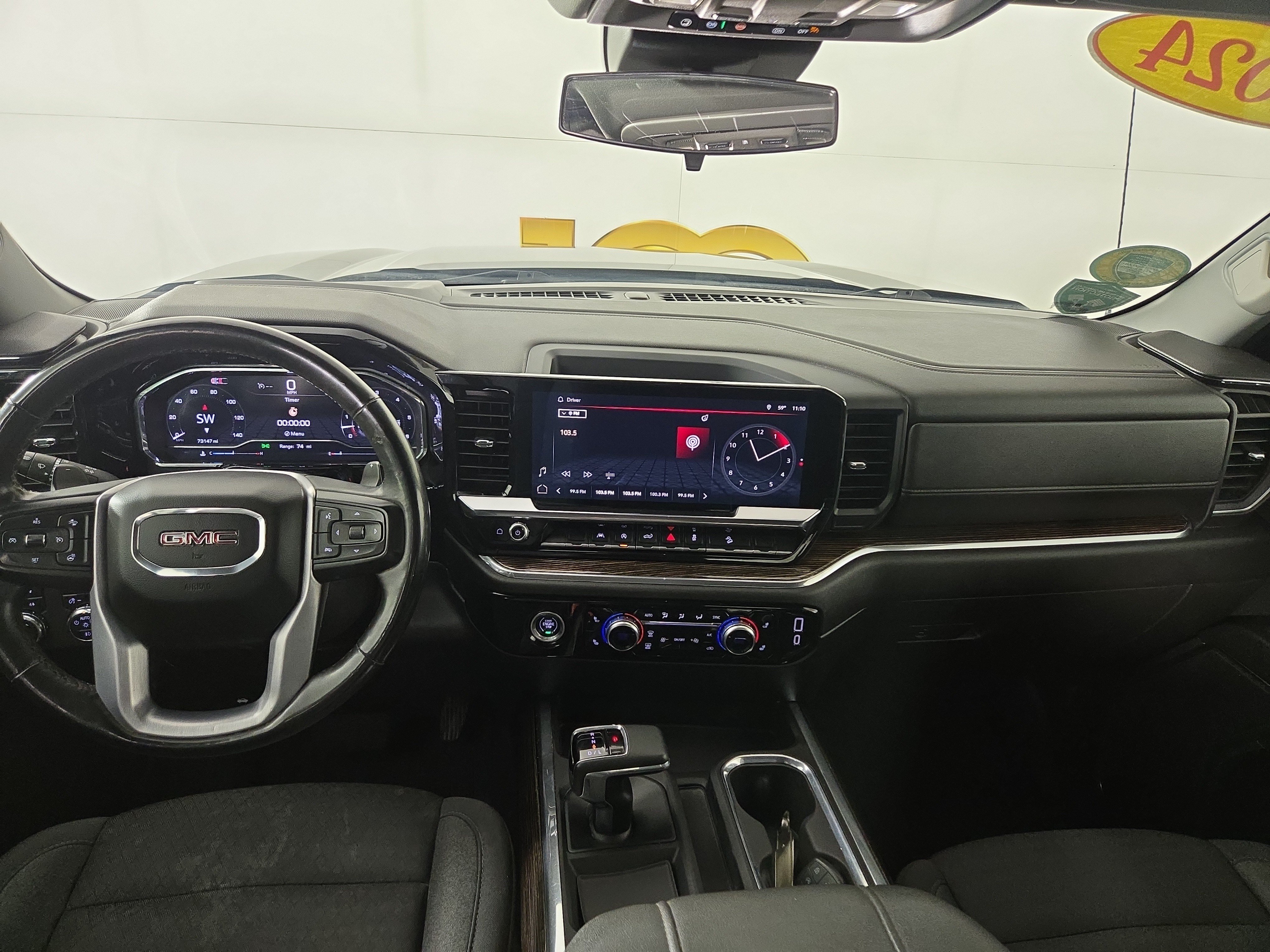 Certified 2024 GMC Sierra 1500 Elevation w/ LPO, Elevation Black Package AWD/4WD image 13