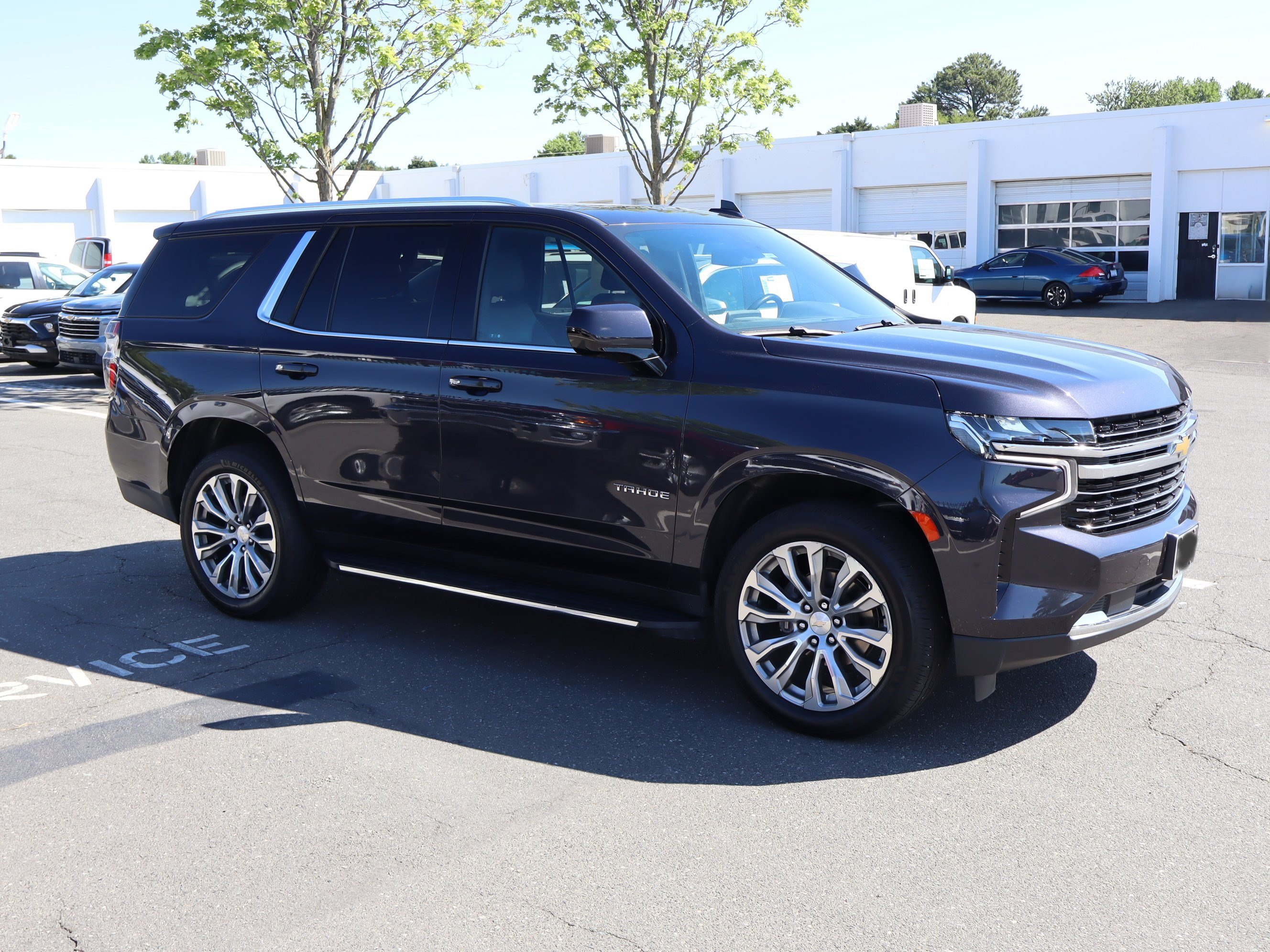 Used 2022 Chevrolet Tahoe LT AWD/4WD image 15