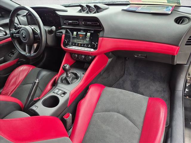 Used 2024 Nissan Z Performance w/ Floor Mat Package RWD image 19