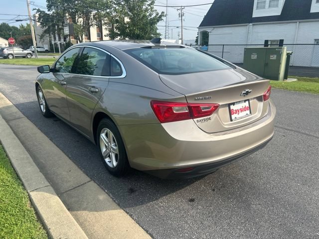 Used 2022 Chevrolet Malibu LS FWD image 14