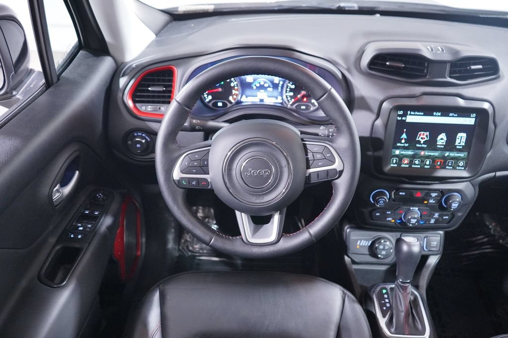 Used 2023 Jeep Renegade Trailhawk w/ Trailhawk Elite Group AWD/4WD image 10
