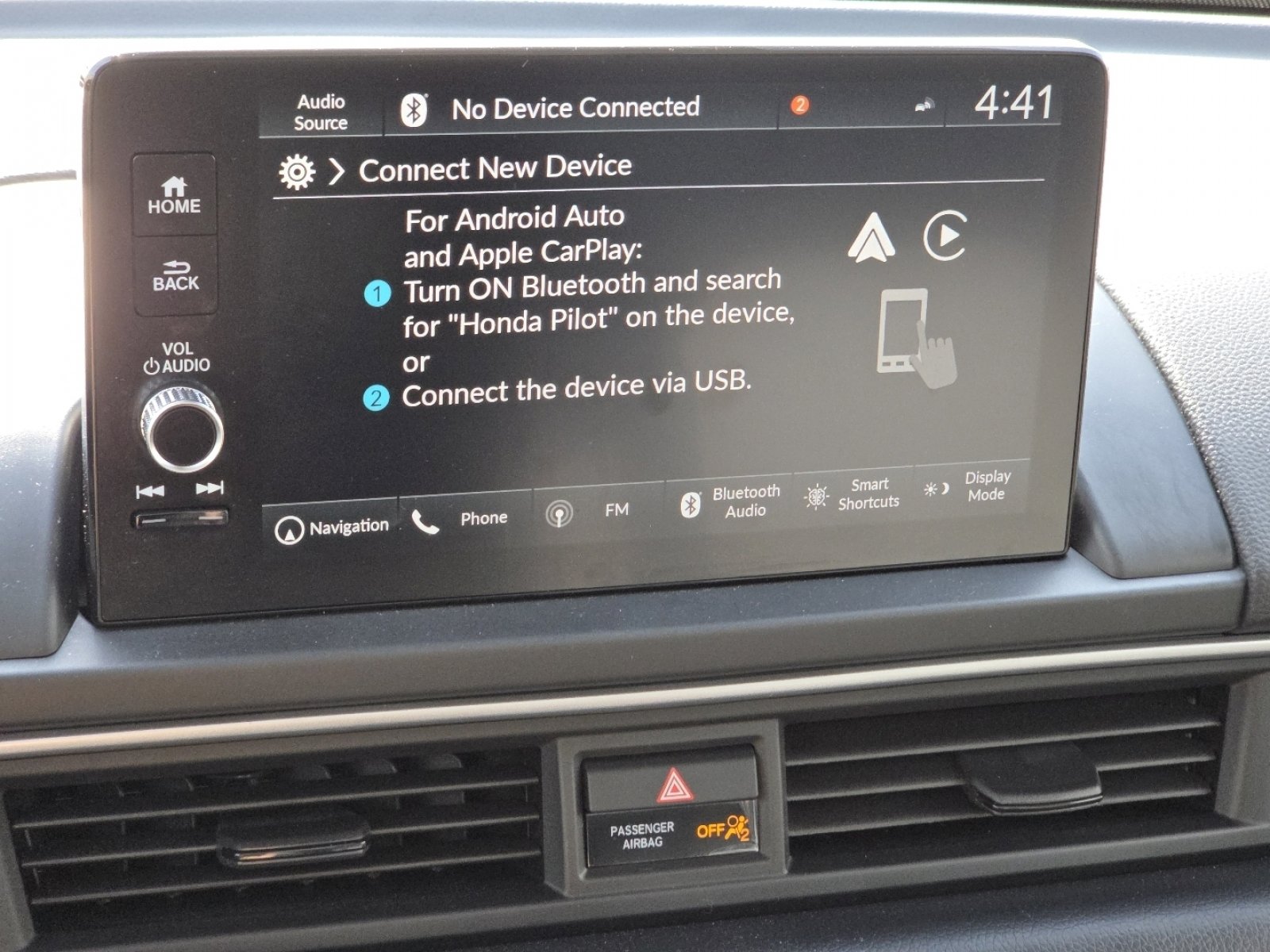 Certified 2025 Honda Pilot Touring image 7