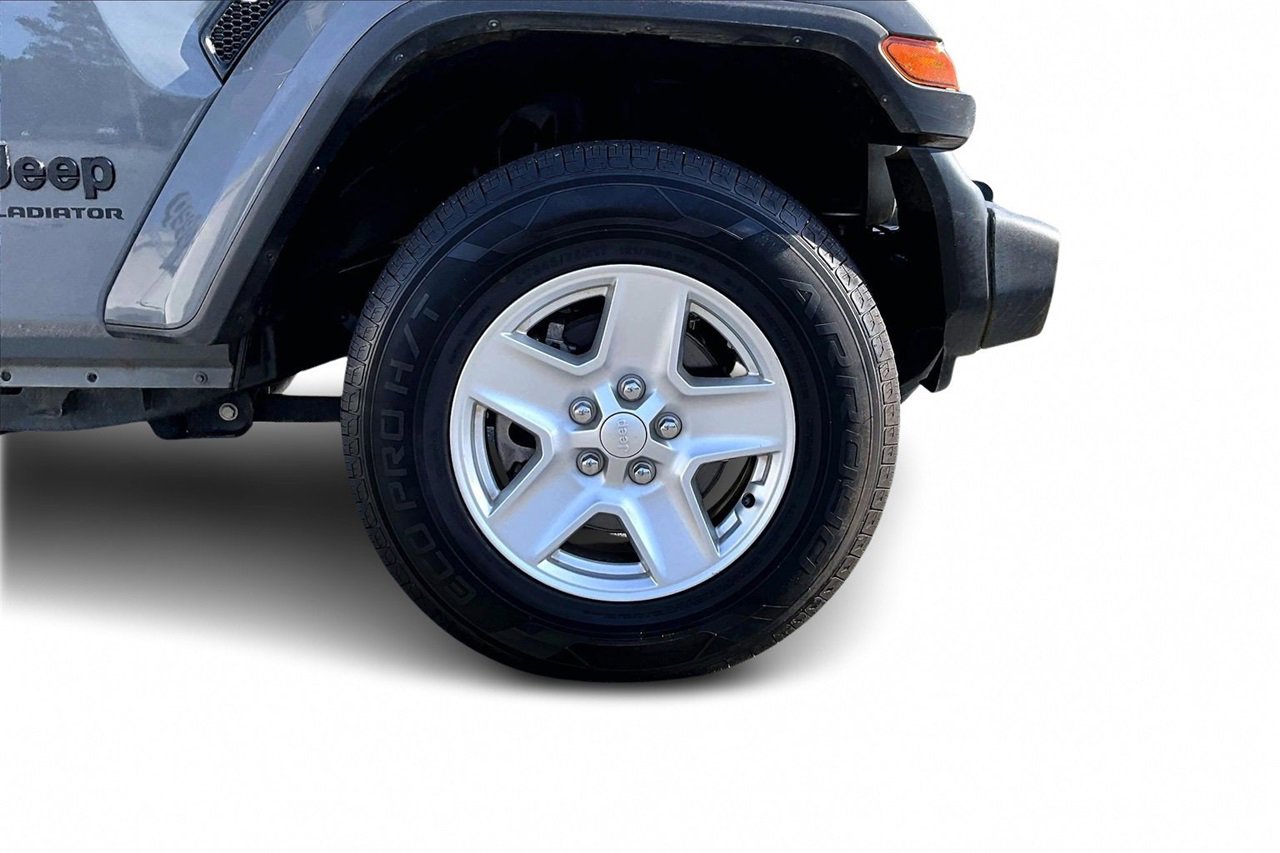 Certified 2021 Jeep Gladiator Sport image 31