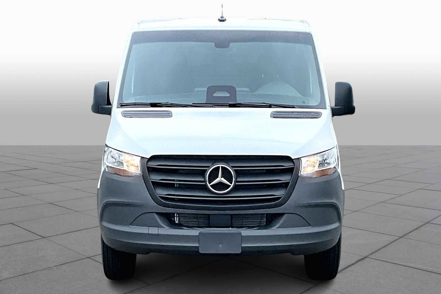 New 2025 Mercedes-Benz Sprinter 2500 image 3