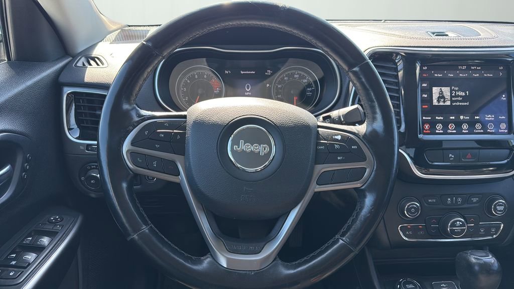 Used 2020 Jeep Cherokee Limited image 11