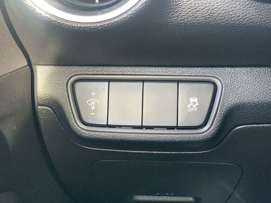 Used 2023 Kia Forte LXS FWD image 15