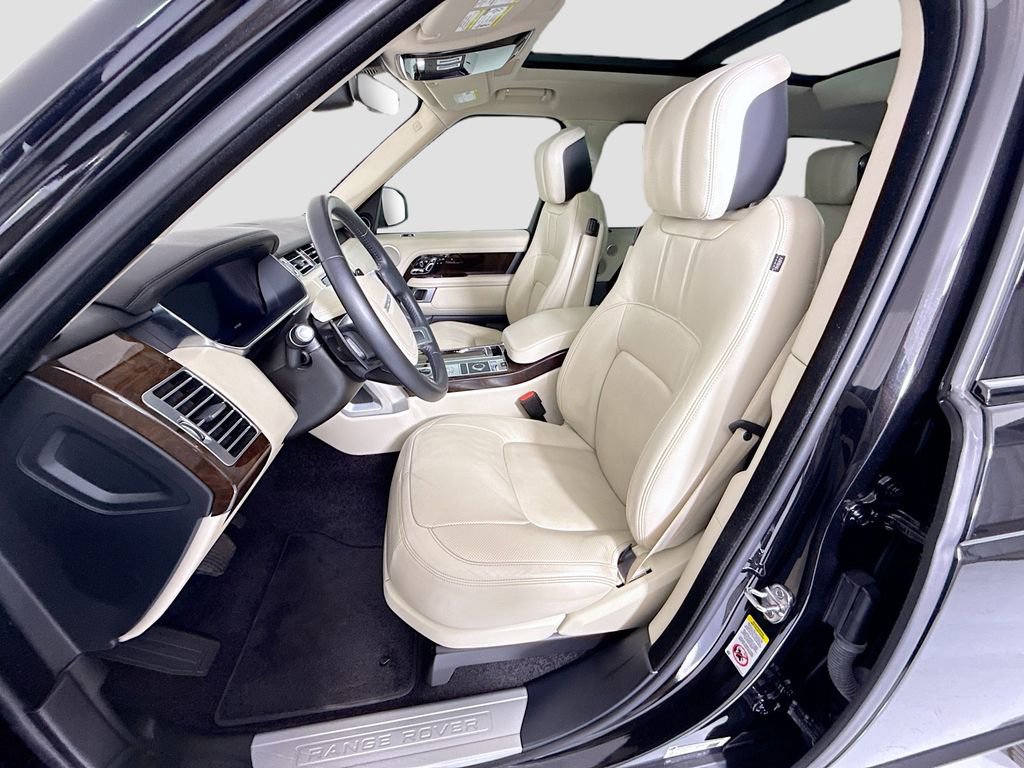 Used 2020 Land Rover Range Rover HSE image 20