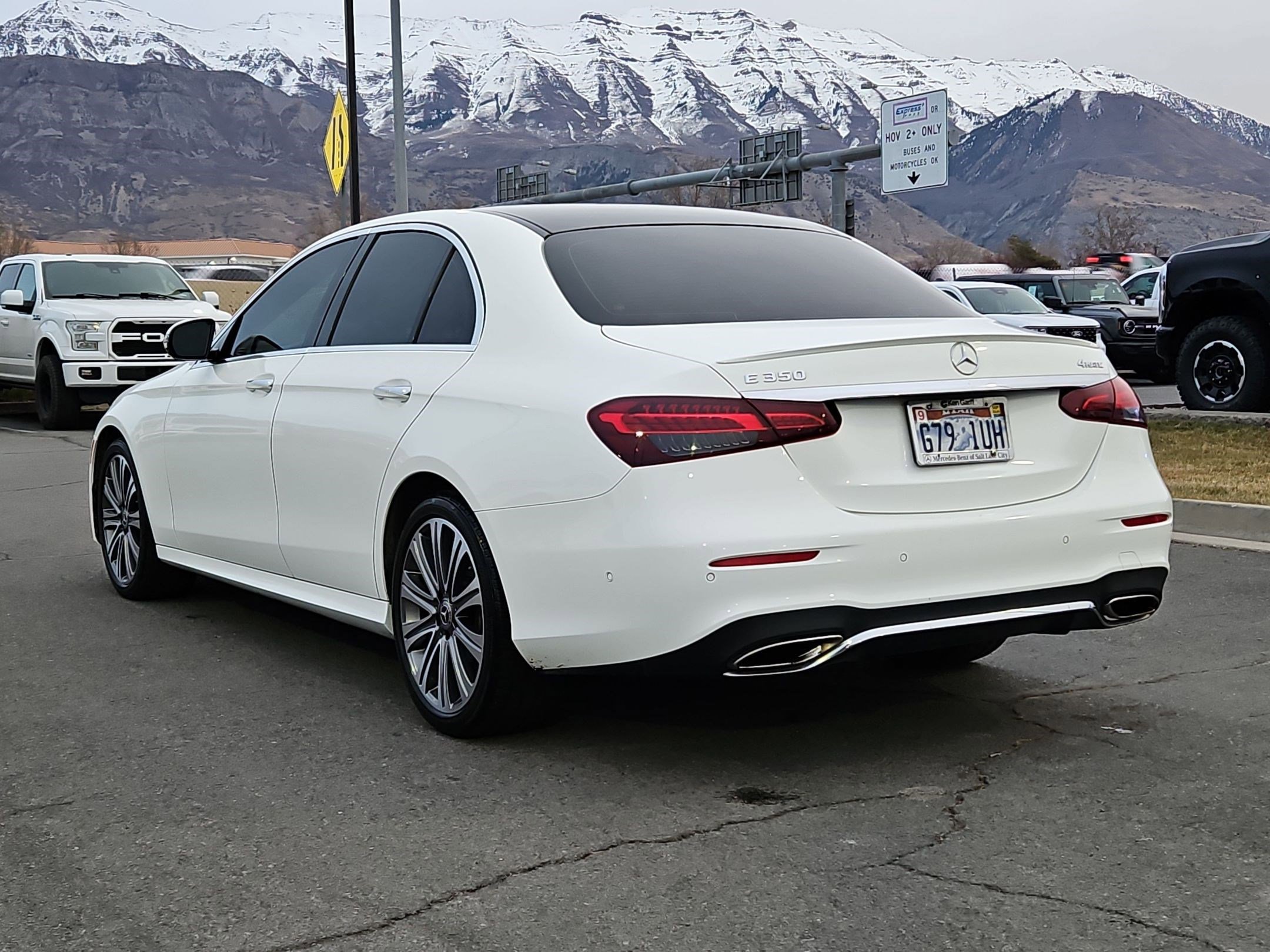 Used 2022 Mercedes-Benz E 350 4MATIC Sedan image 8