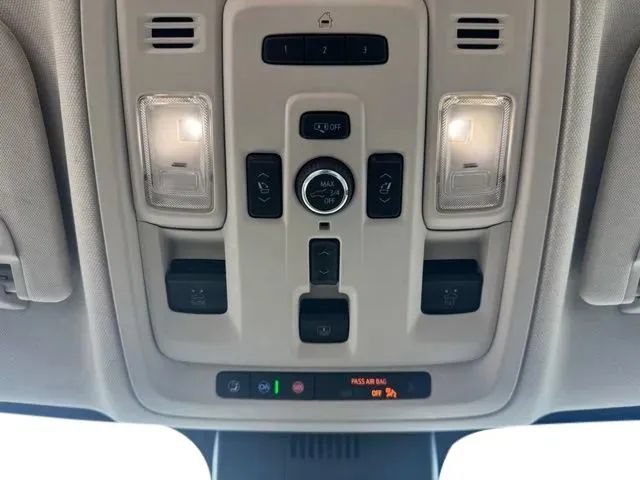 Used 2023 GMC Yukon Denali AWD/4WD image 30
