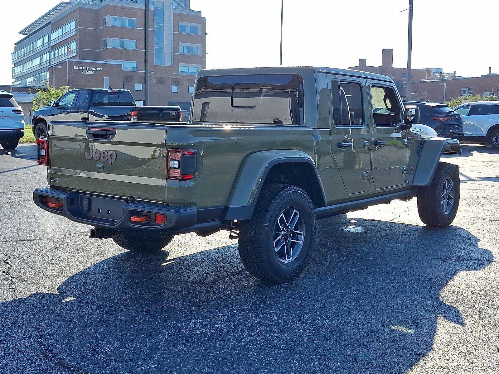 New 2025 Jeep Gladiator Mojave image 4