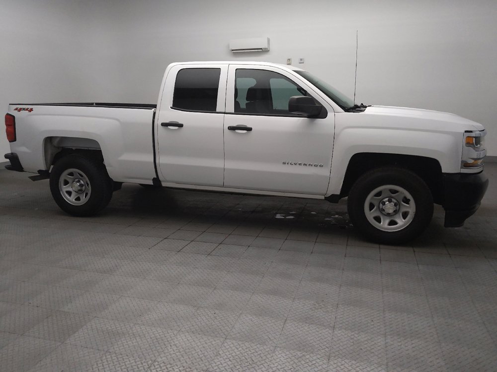 Used 2018 Chevrolet Silverado 1500 W/T w/ Trailering Package AWD/4WD image 11
