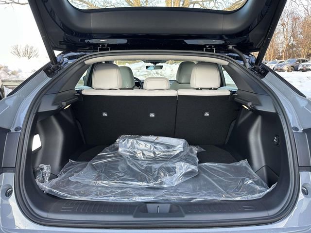 New 2026 Nissan Leaf Platinum+ image 11