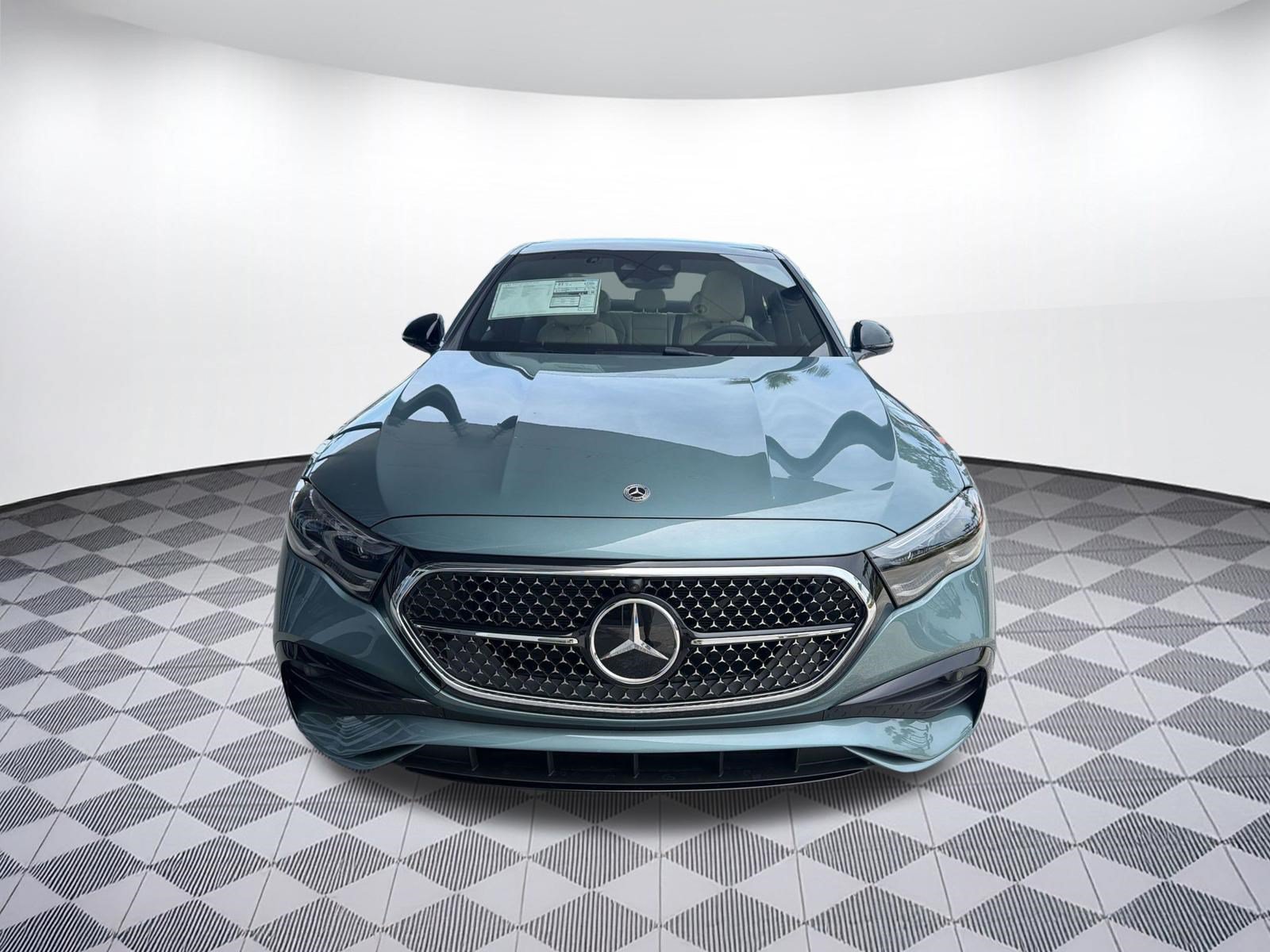New 2026 Mercedes-Benz E 350 4MATIC Sedan image 6