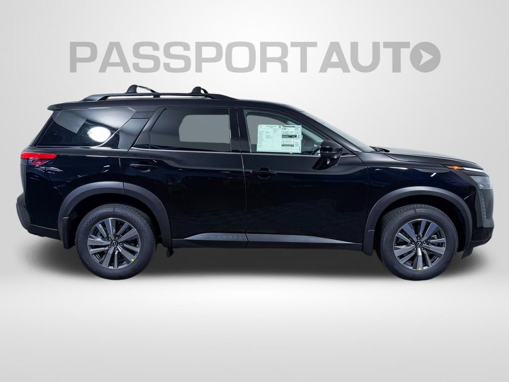 New 2026 Nissan Pathfinder SL AWD/4WD image 4