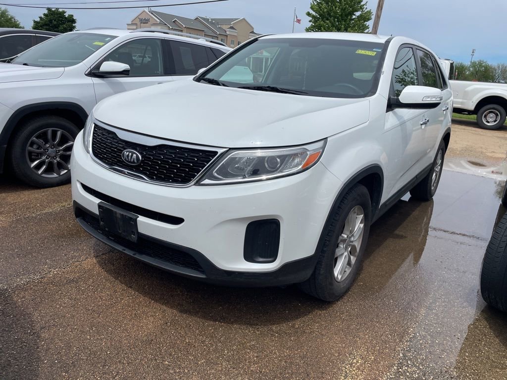 Used 2014 Kia Sorento LX FWD image 2