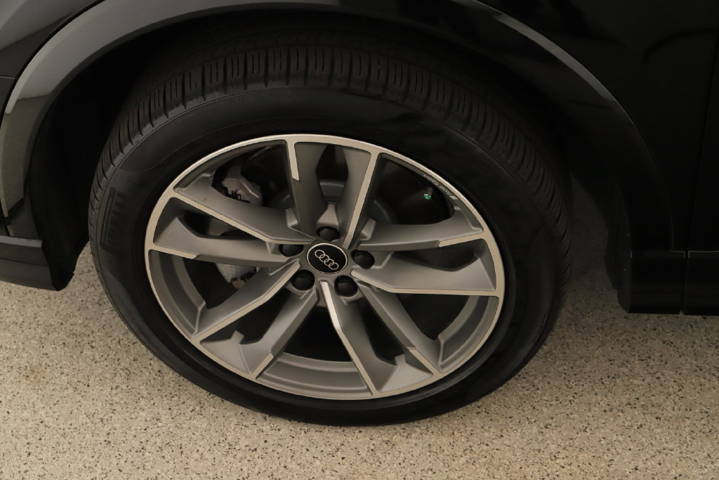 Used 2024 Audi Q3 2.0T Premium AWD/4WD image 30