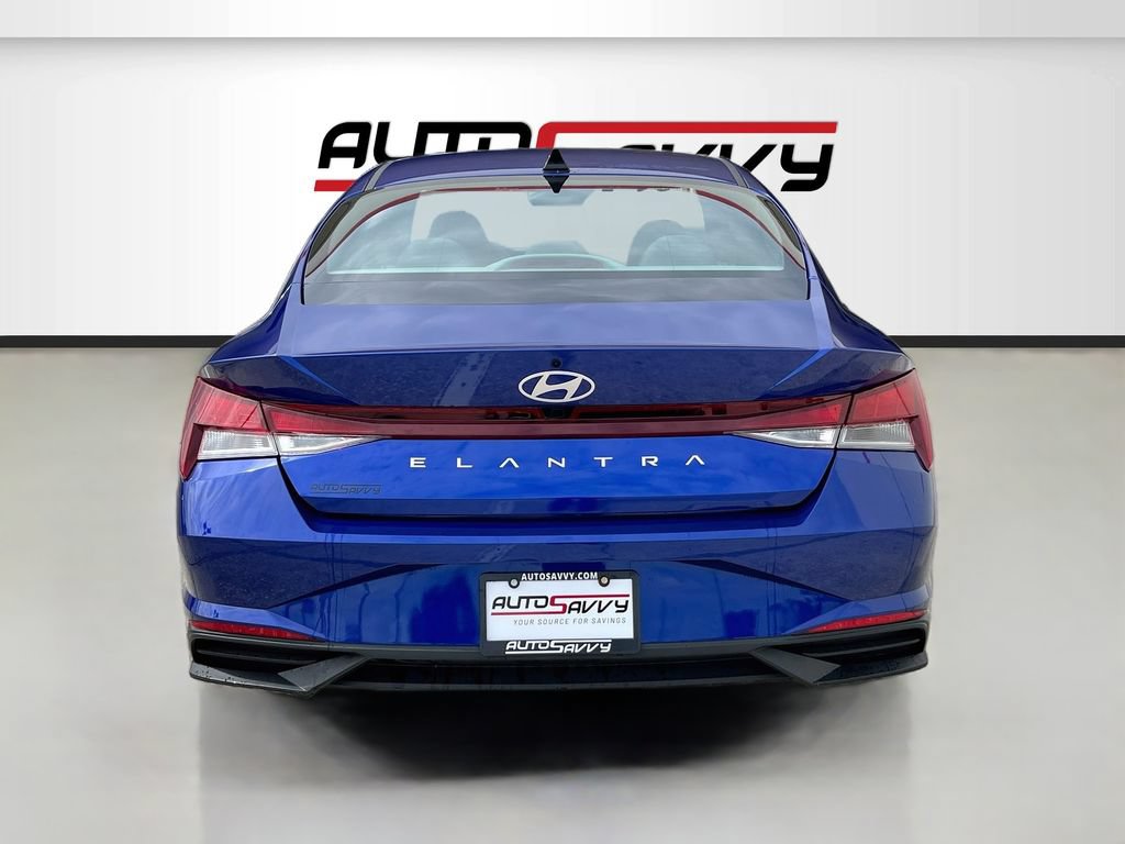 Used 2024 Hyundai Elantra SEL FWD image 6