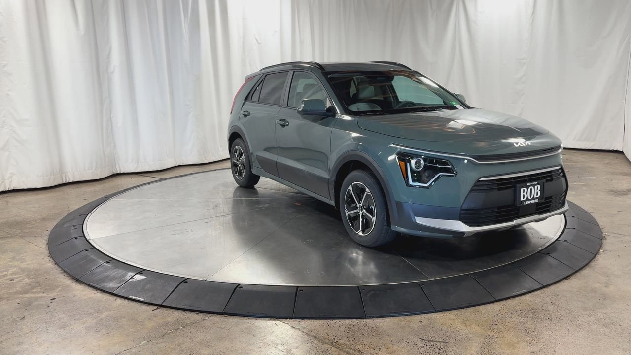 New 2026 Kia Niro EX image 3