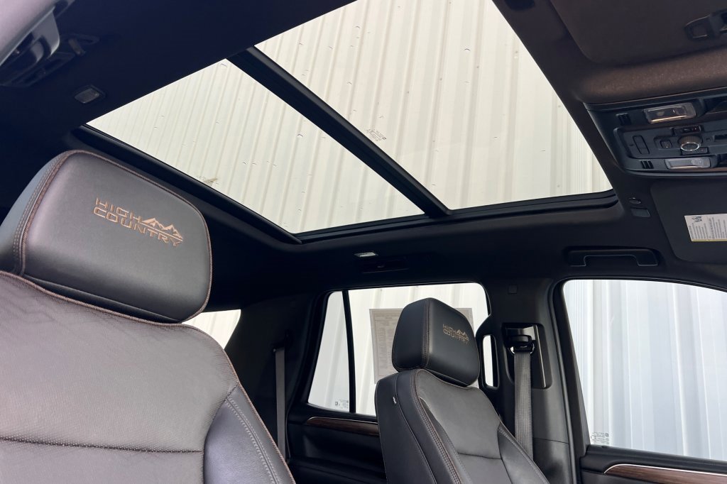 Used 2023 Chevrolet Tahoe High Country w/ Premium Package 2 image 15