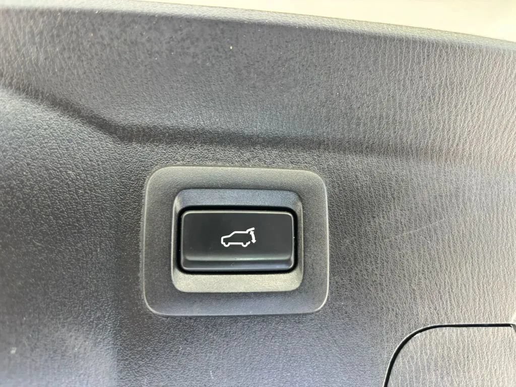 Used 2018 MAZDA CX-9 Grand Touring AWD/4WD image 16