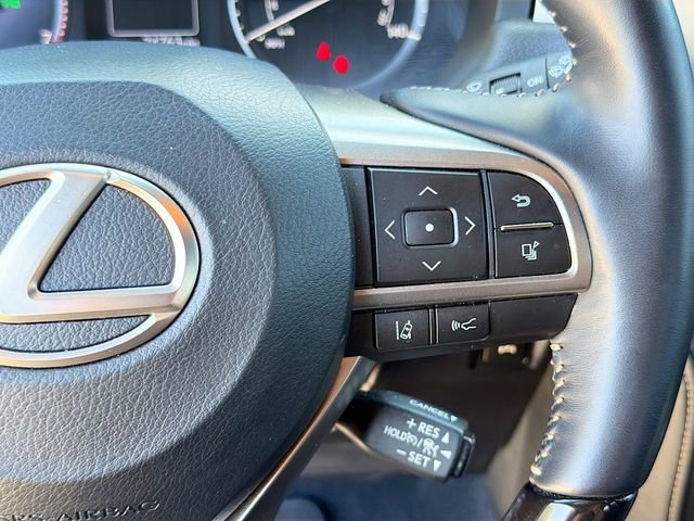 Used 2023 Lexus GX 460 Premium w/ Accessory Package AWD/4WD image 39