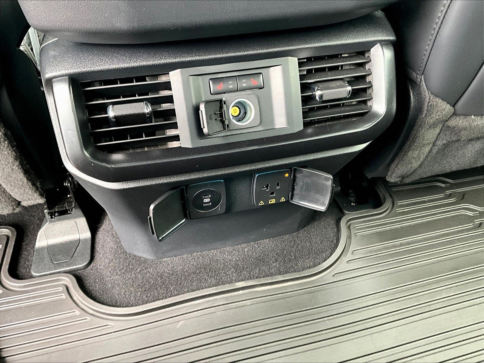 Used 2025 Ford F150 Raptor AWD/4WD image 11