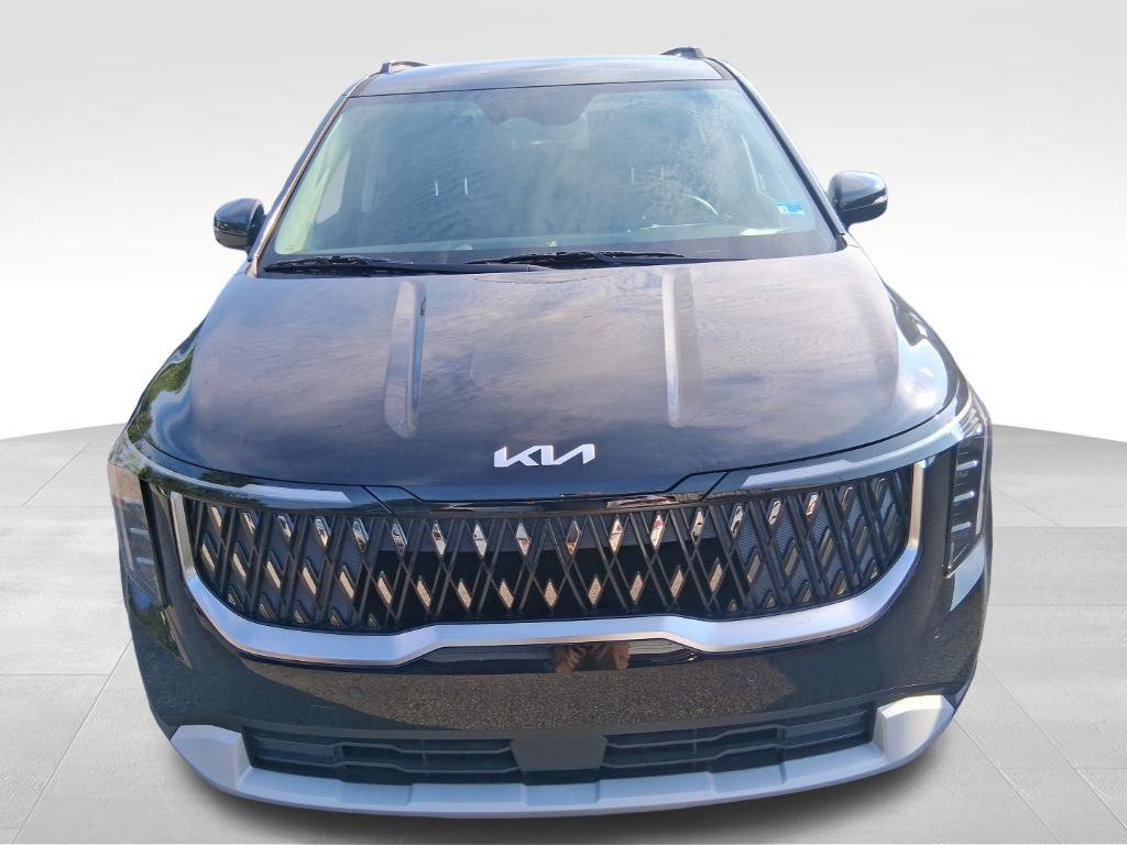 Certified 2026 Kia Carnival EX FWD image 2