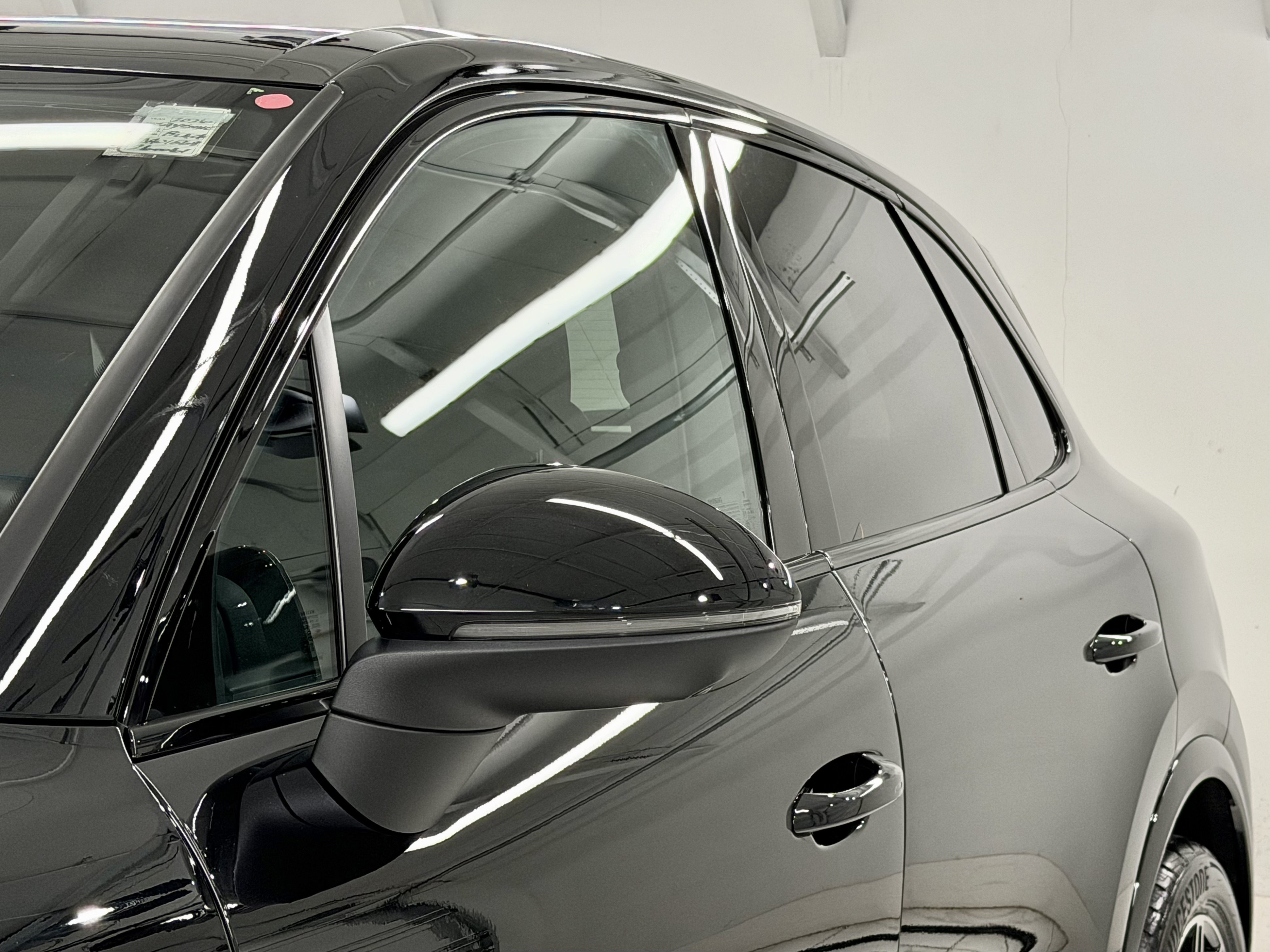Certified 2026 Porsche Cayenne AWD/4WD image 19