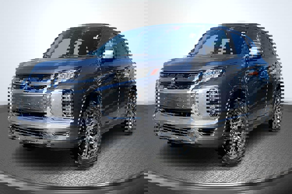 Used 2020 Mitsubishi Outlander Sport SE image 12