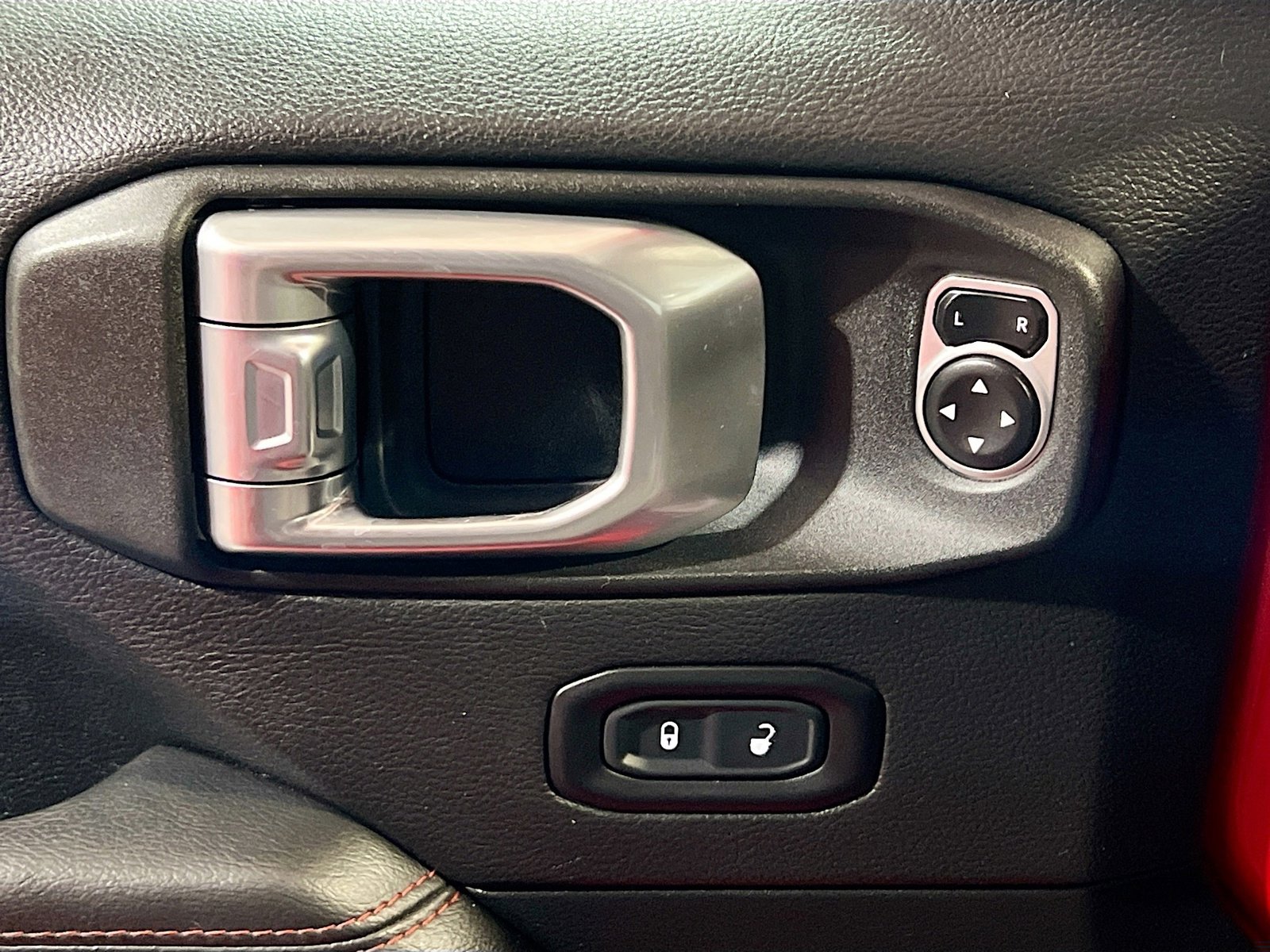 Used 2020 Jeep Gladiator Rubicon image 14