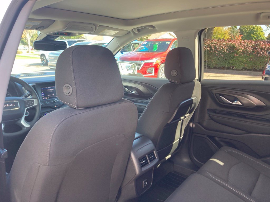 Certified 2024 GMC Terrain SLE w/ Driver Convenience Package FWD image 15