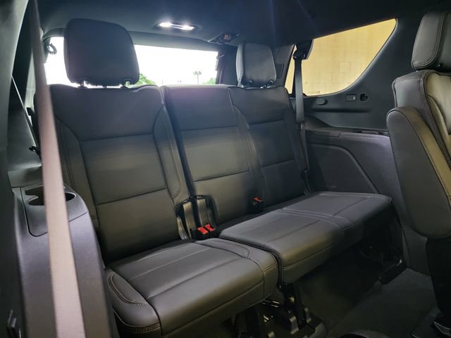Certified 2025 Chevrolet Tahoe High Country AWD/4WD image 17