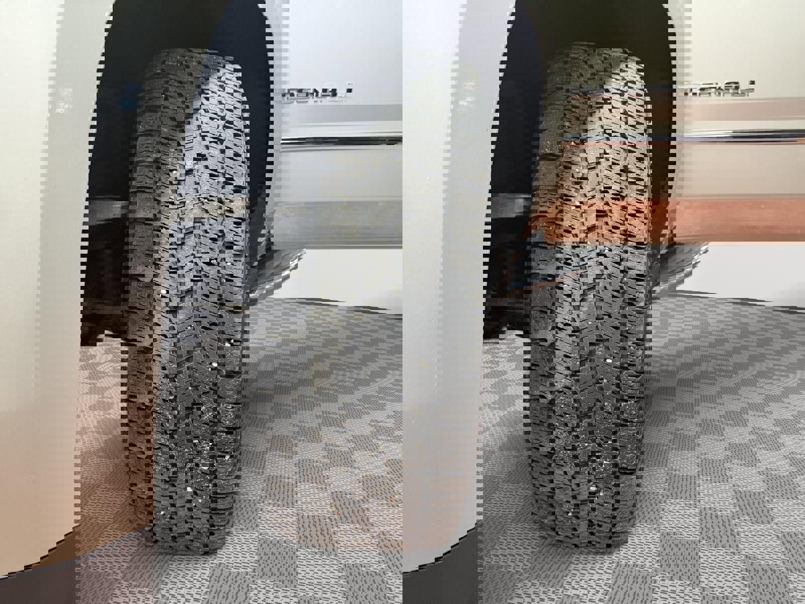 Used 2016 GMC Yukon XL Denali image 19