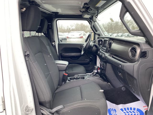 Used 2020 Jeep Gladiator Sport w/ Quick Order Package 24S image 25