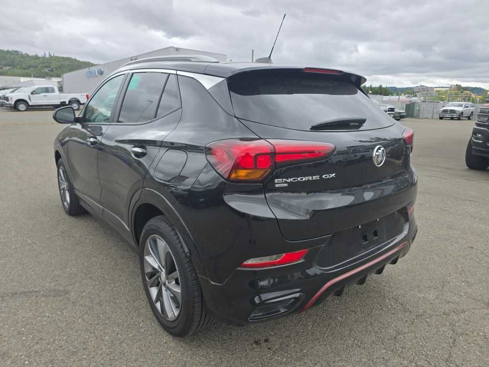 Used 2023 Buick Encore GX Select w/ Sport Touring Package AWD/4WD image 2