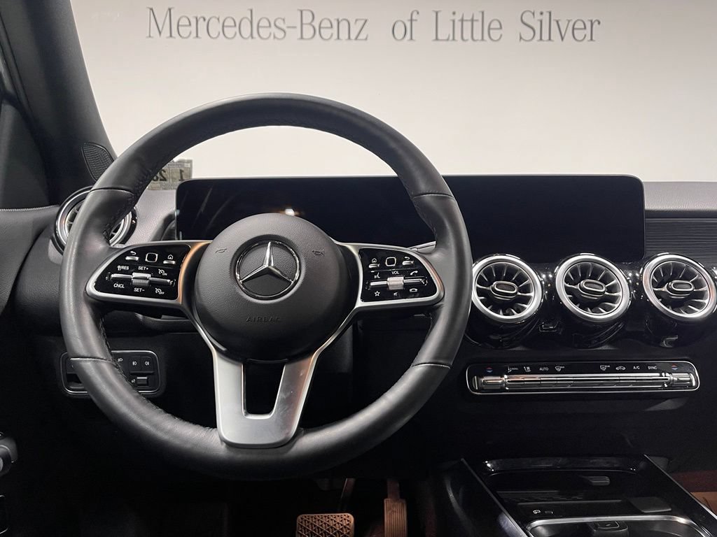 Certified 2023 Mercedes-Benz GLB 250 4MATIC image 31