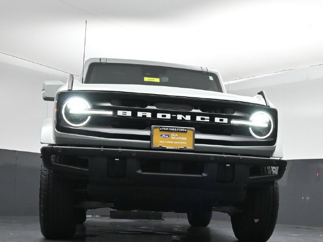 Certified 2023 Ford Bronco Outer Banks AWD/4WD image 35