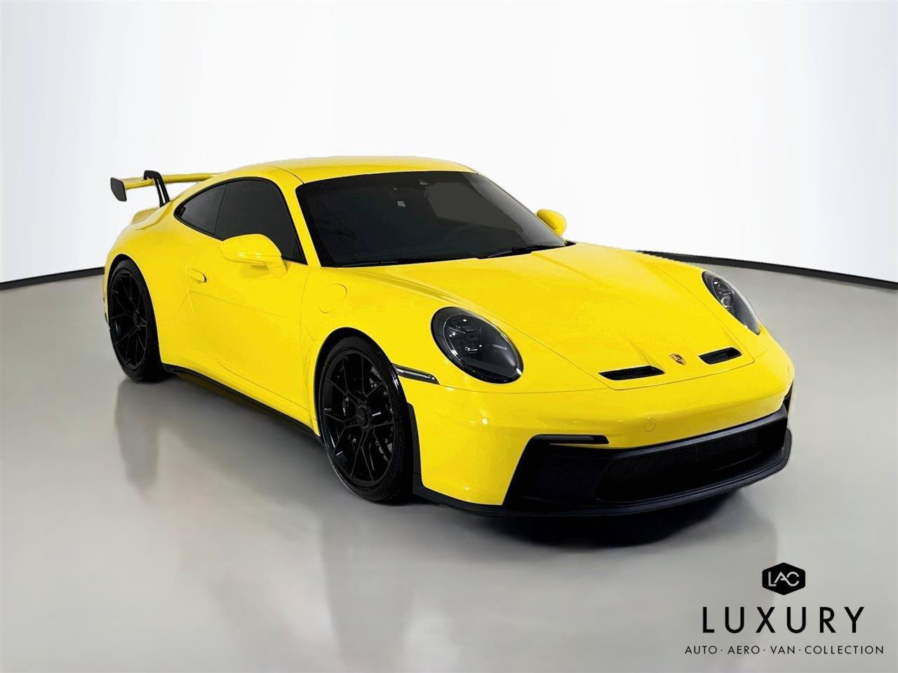 Used 2022 Porsche 911 GT3 RWD image 3
