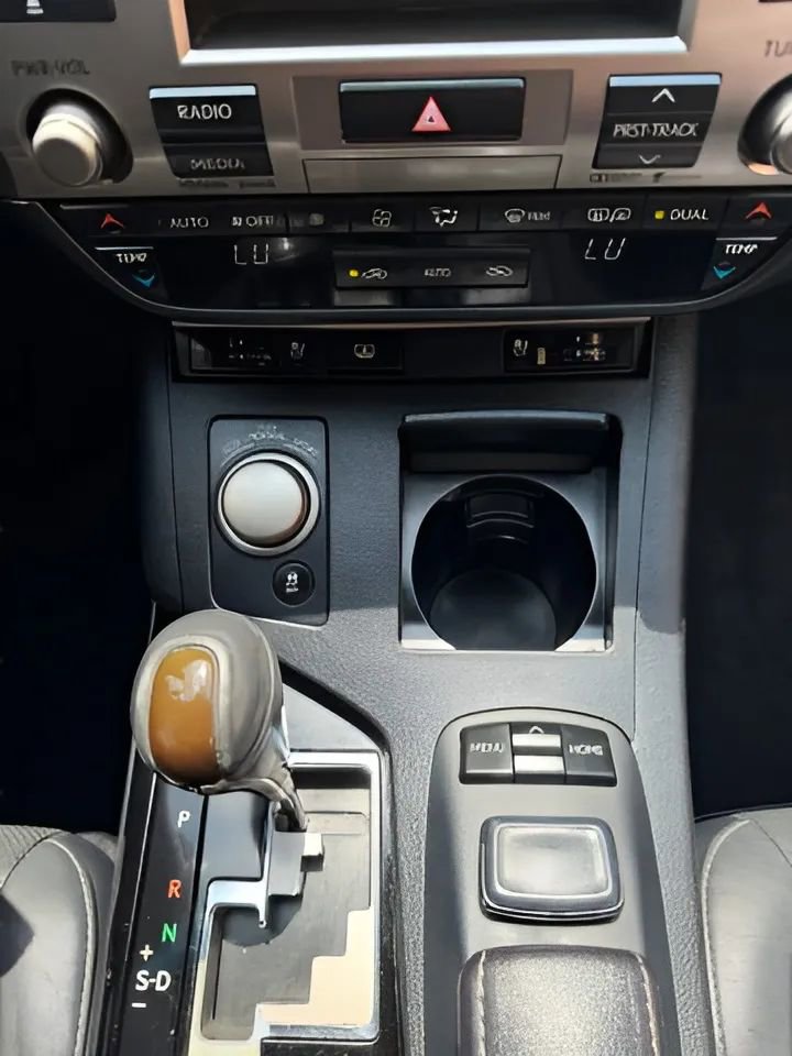 Used 2015 Lexus ES 350 w/ Luxury Package FWD image 30