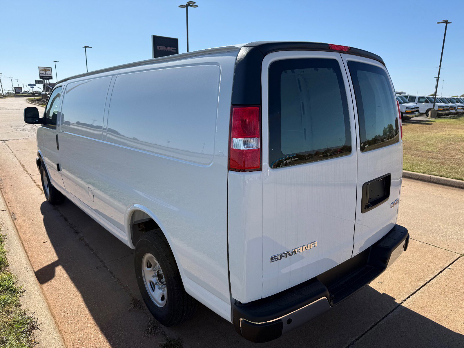 New 2025 GMC Savana 2500 Extended w/ Driver Convenience Package image 5