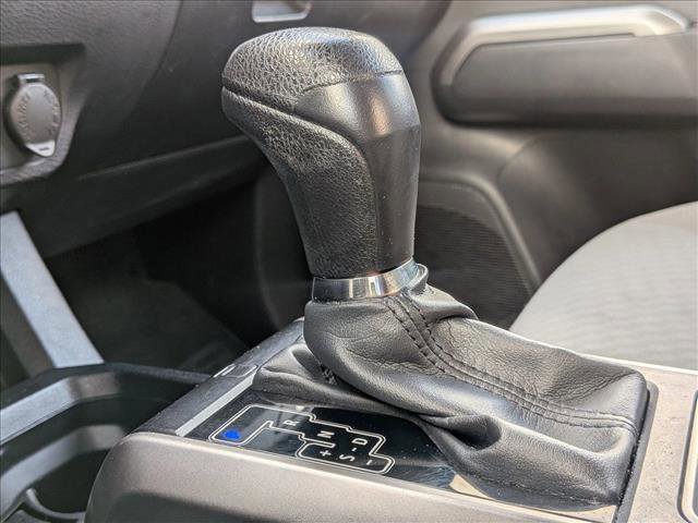 Used 2022 Toyota Tacoma SR5 w/ Technology Package RWD image 11