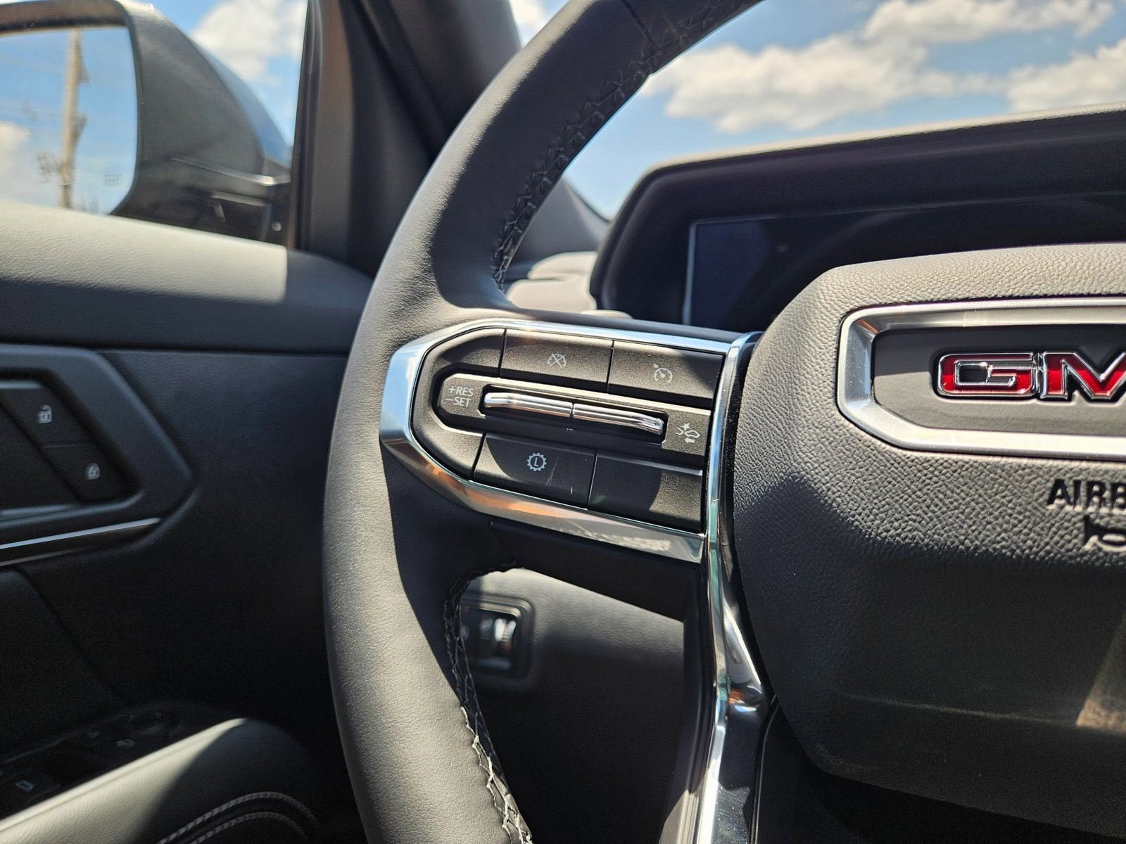 New 2026 GMC Terrain Elevation w/ Black Edition FWD image 12