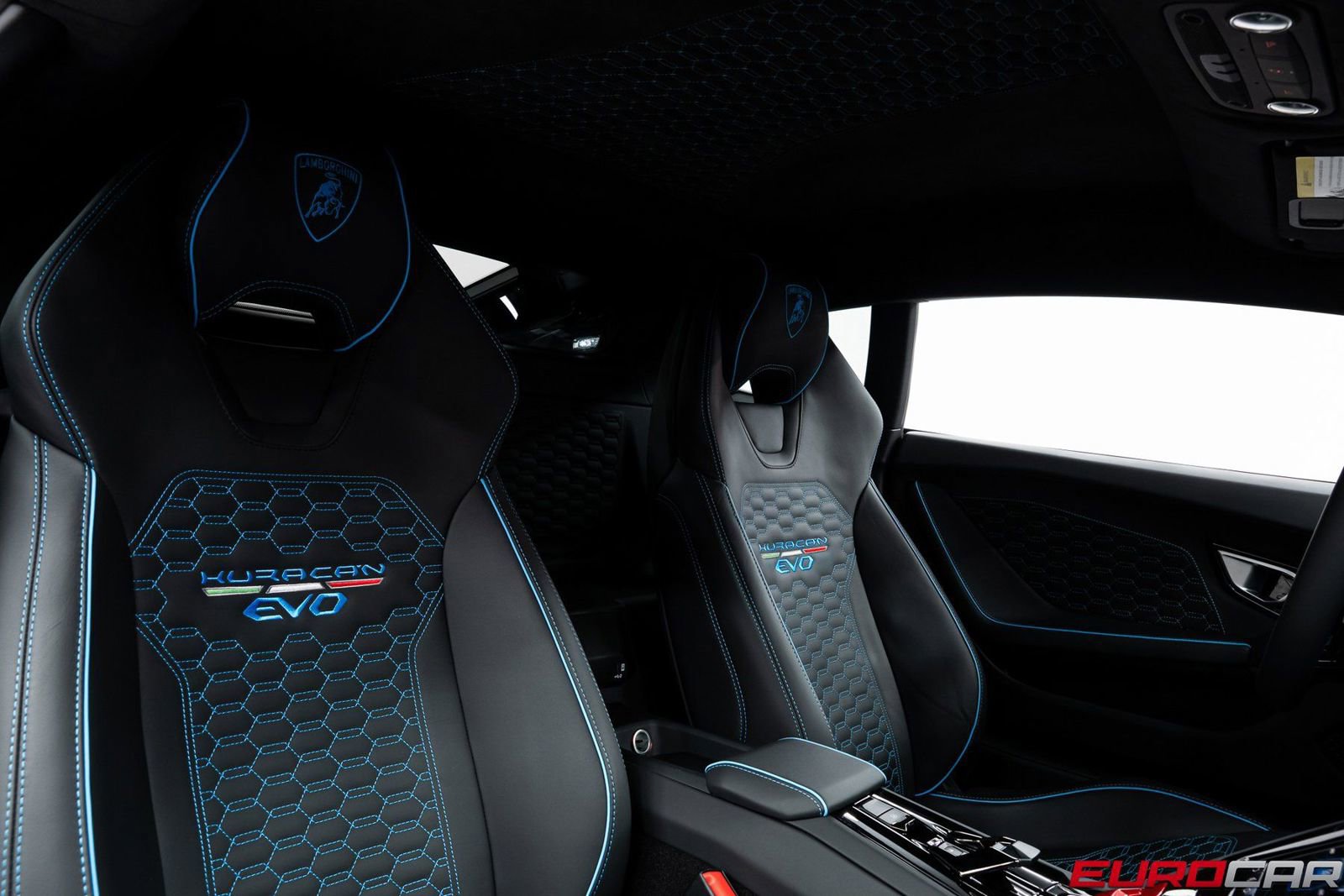 Used 2023 Lamborghini Huracan EVO image 35