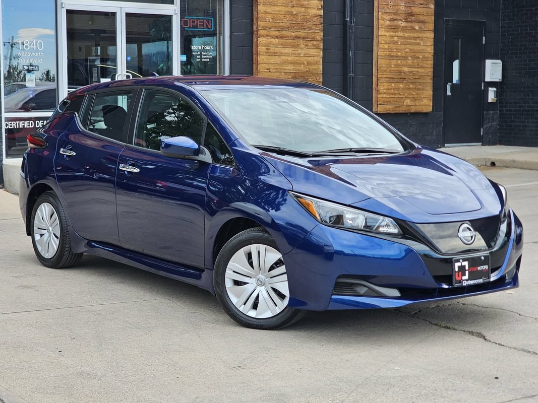 Used 2025 Nissan Leaf S FWD image 1