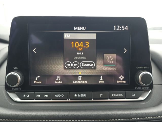 Used 2024 Nissan Rogue S image 15