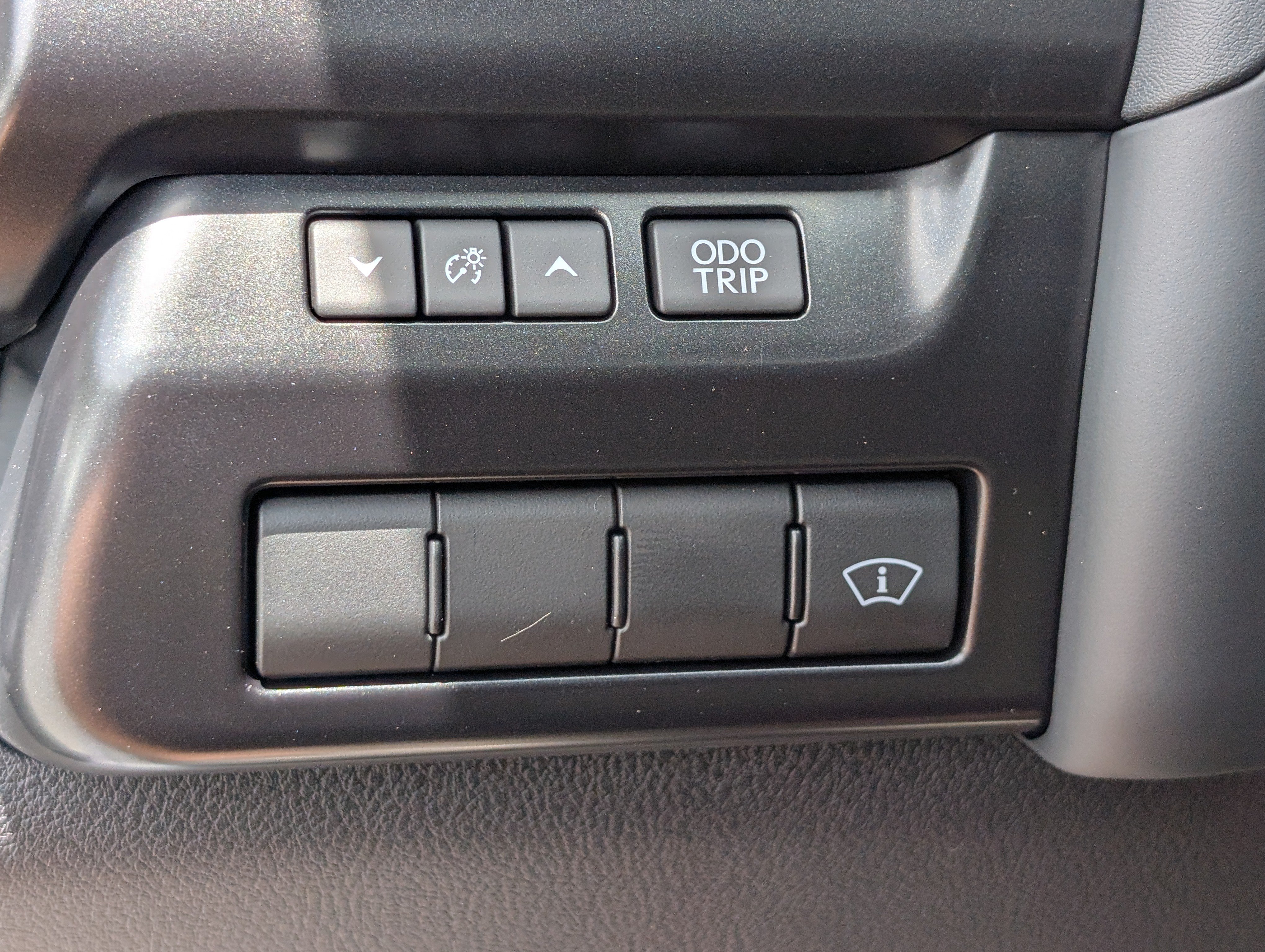 New 2026 Lexus UX 300h AWD image 18