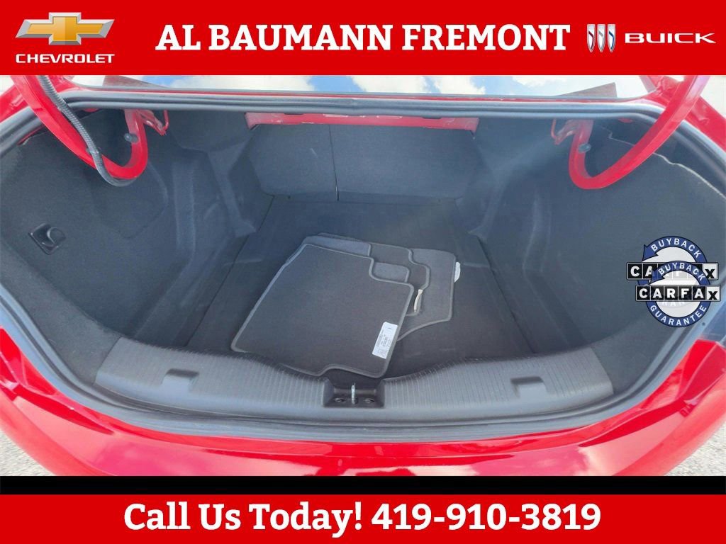 Used 2018 Chevrolet Cruze LT FWD image 4