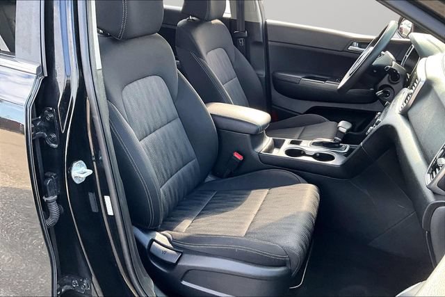 Used 2020 Kia Sportage LX FWD image 7